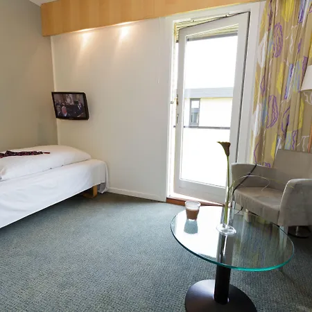Huset 3*
