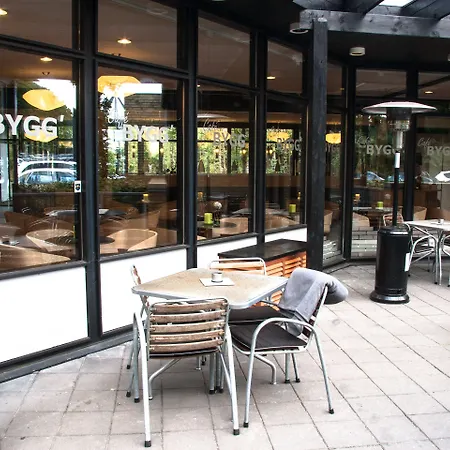 Hotel Huset 3*
