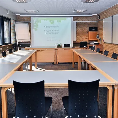 Huset 3* מידלפרט