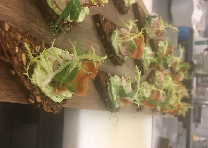 胡塞特米泽尔法特酒店 3* 米泽尔法特