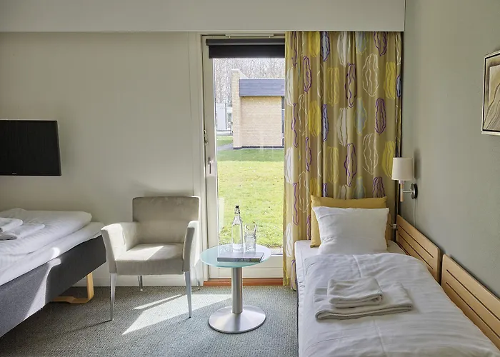 胡塞特米泽尔法特酒店 酒店