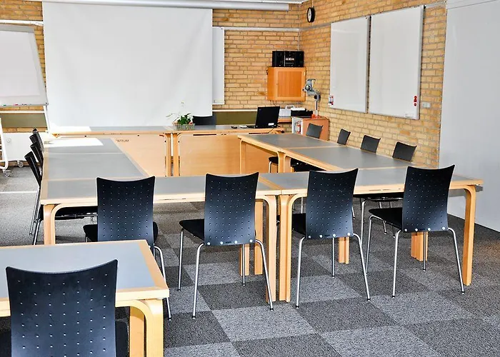 胡塞特米泽尔法特酒店 酒店 米泽尔法特