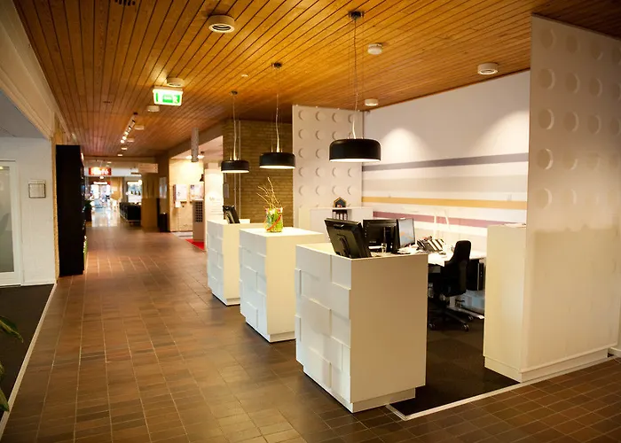 胡塞特米泽尔法特酒店 米泽尔法特